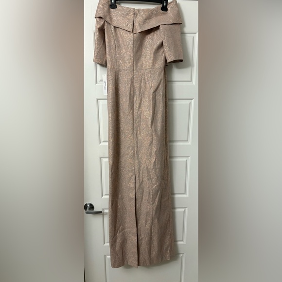 NWT Teri Jon Rickie Freeman Rose Gold Glitter Off Shoulder Column Gown Dress 8 - Picture 12 of 13